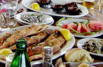 Blue Bay Hotel Charamida Buitenkant foto